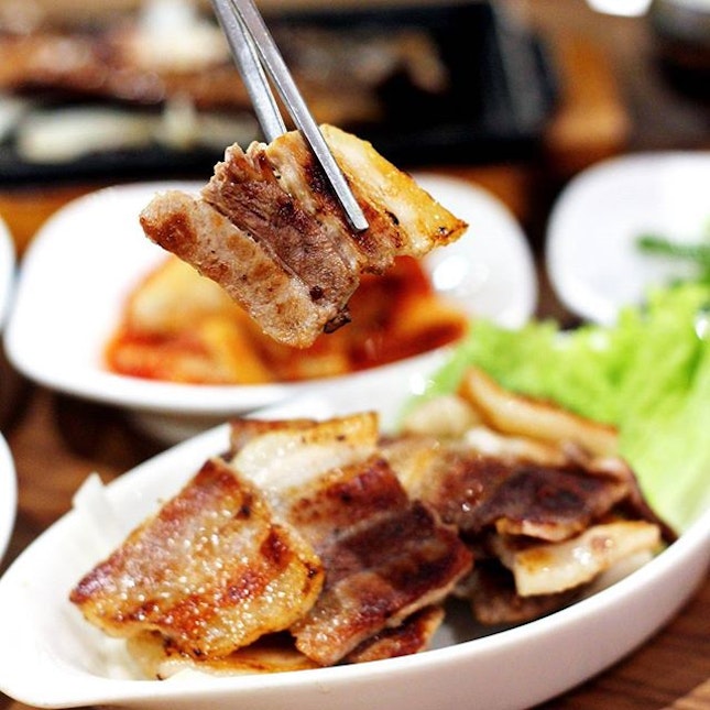 Korean BBQ Day 12/18 - You don't get to BBQ the meat personally here as the staffs BBQ it for you in their kitchen but a must-order item is their grilled fish!