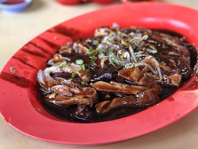 Half duck with beancurd & egg ($28)
⭐️ 4.5/5 ⭐️
🍴Tender duck in thick, flavourful sauce makes this definitely one of the best braised ducks we’ve tried.