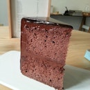 Chocolate Cake From Truffs