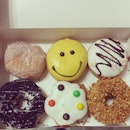 吃个甜甜圈，腰围多一圈 #donuts #fatdieme #sweet #dessert  #dunkindonuts #valencia