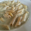 Penne Gorgonzola (penne with blue cheese) not bad but slightly diluted.