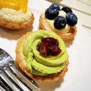 I seldom take red beans or matcha but I am sure @oftokyonparis will love this Matcha Azuki Specialty Tart!