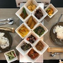 <🇬🇧> The Rice Table is a traditional Indonesian way of having a communal meals by means of displaying many dishes on the table
•
🍚: Buffet Lunch - S$18.90++
📍: @ricetable_singapore Singapore