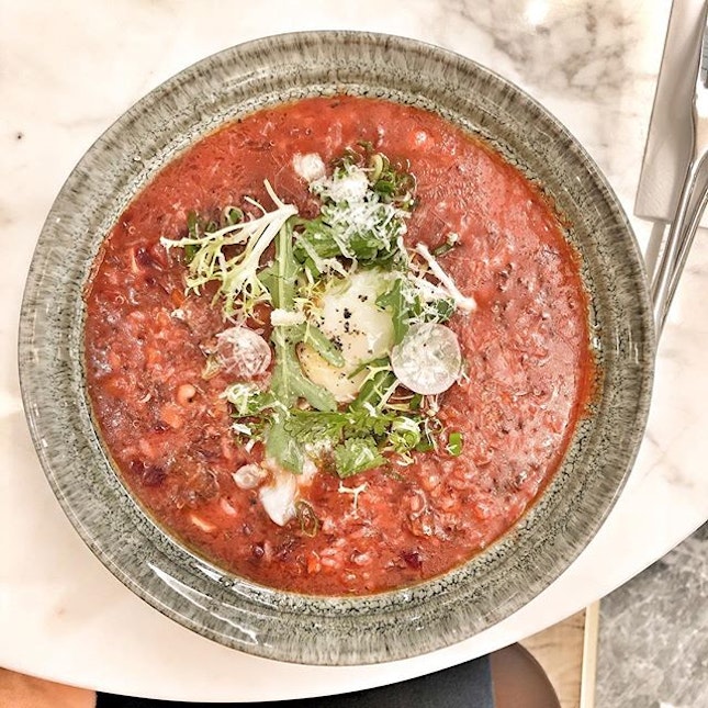 <🇬🇧> Pearl Rice, Brown Rice, Pearl Barley, Kamut, Beetroot, Tomato, Beef Stew, Onsen Egg, Buffalo Mozzarela
•
🥘: Speciality Beef & Tomato Braised Rice - S$28++
📍: @halcyoncrane @paragon.sg Singapore