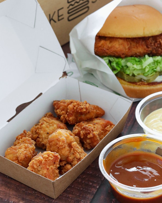 Have a clucking good time over at Shake Shack as you can now pair your Chick’n Shack with a new chicken addition in the menu, the Chick’n Bites (6 pieces $6.40/10 pieces $8.40).