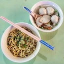 fishball noodles dry 👍🏻
5.8.19
#foodporn #sgfoodporn #foodsg #sgfoodies #instafood #foodstagram #vscofood #burpple #hungrygowhere #hawkerfood #hawkercentre