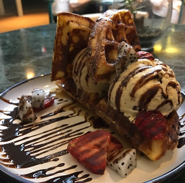 Waffles with Earl Grey and Bailey's & Brownies Ice Cream ($15)