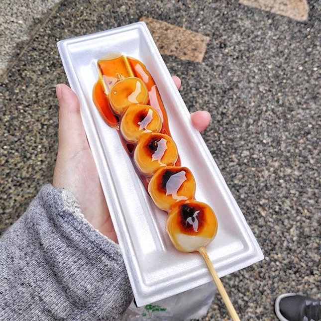 Dango 🍡 is like grilled mochi with sweet and salty sauce .