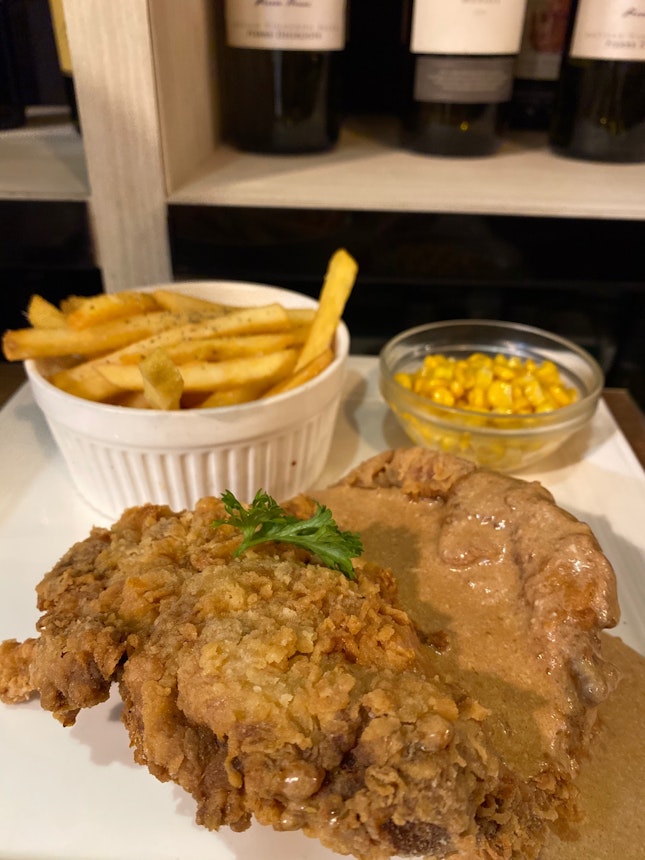 Cajun Chicken with Truffle Fries & Buttered Corn