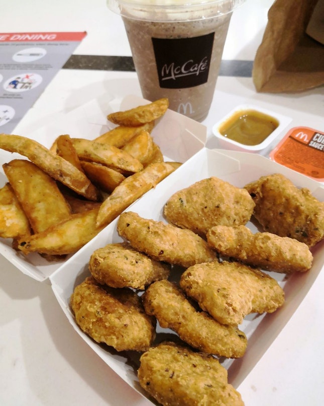 9 Pcs Spicy McNuggets Special Meal($8.30) change drink to Mocha Oreo Frappe Small($9.65)