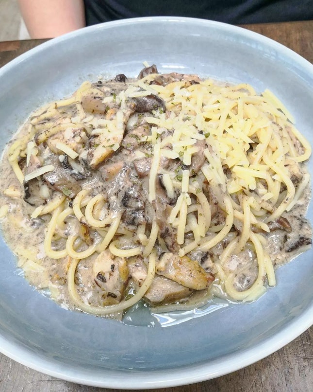 Truffle Cream Mushroom Pasta($16.90)👍
