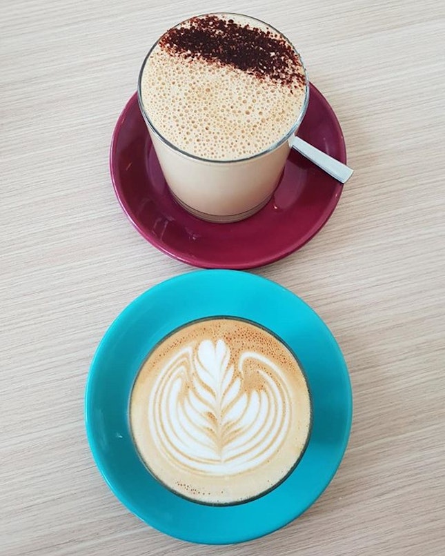 Cappuccino ($5.50) & Cafe latte ($5.50) ☕☕
.