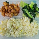 Egg Fried Rice, Vegetables with 
Garlic and Thai Style Chicken!