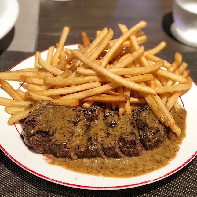Finally got to try the much raved L'Entrecôte Steak ($34.90).
