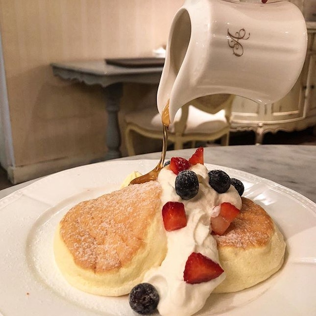 Antoinette has recently launched a range of sweet and savoury soufflé pancakes!