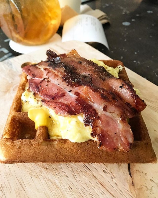 [#tastytestedpenang]
Omelette Bacon Waffle.