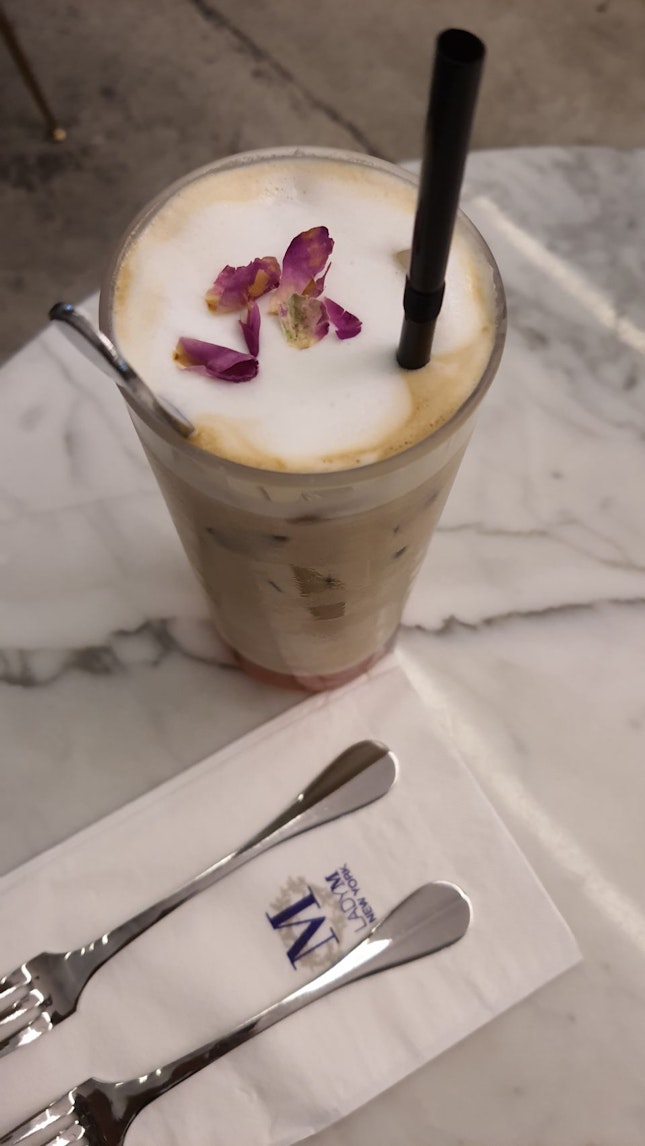 Rose Cafe latte $8