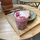 Pink Latte (RM15)