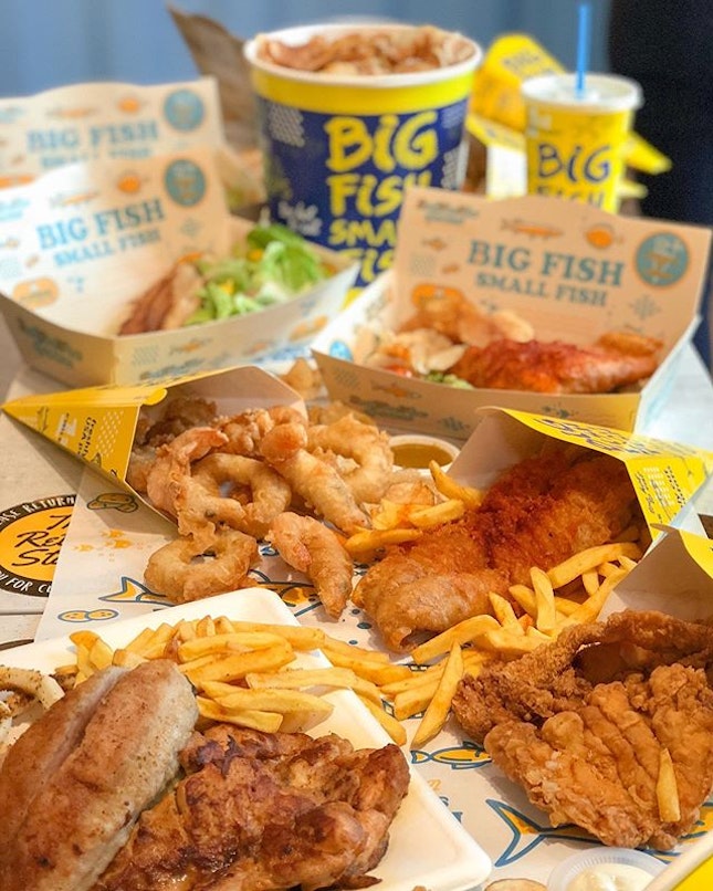 If you’re looking for affordable fish and chips🐟, @bigfishsmallfishsg would definitely be your answer!