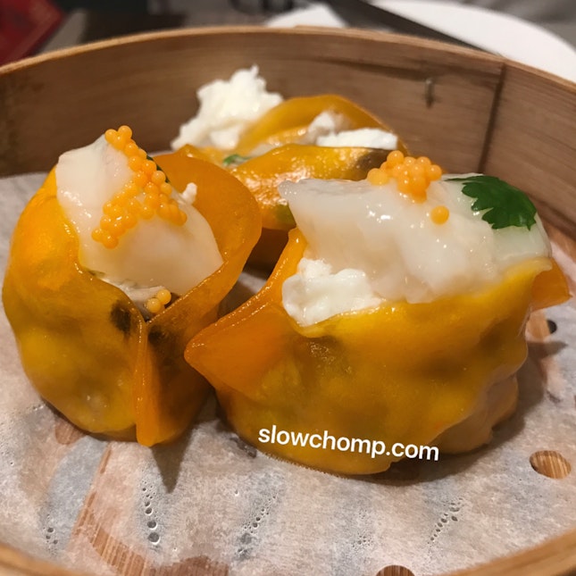 Scallop and Chicken Dumplings 白玉金衣带子饺 (3 pcs), $6.50++