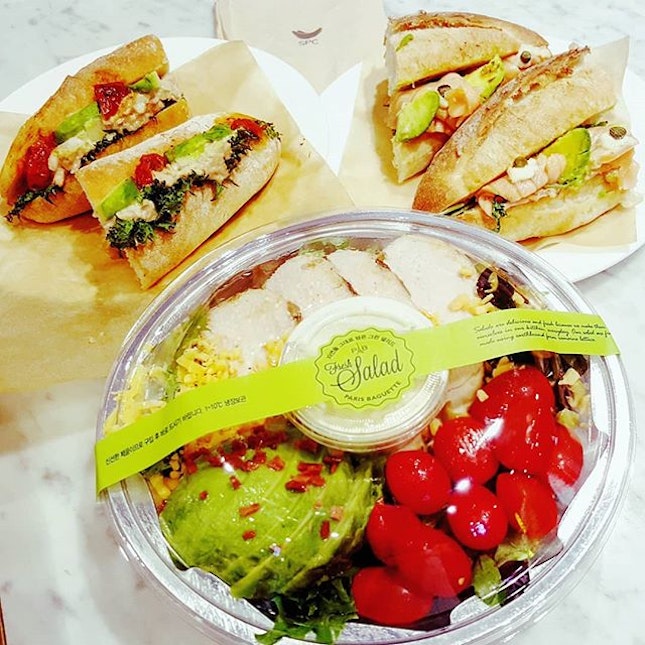🍞+🥗: Wholesome sandwich, sub and salad made fresh on the day from @parisbaguette_sg Great for quick breakfast or light lunch to-go [3.5/5 👅]
.