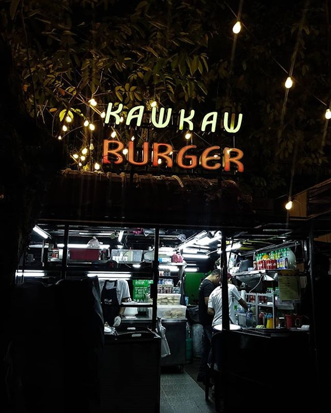 Kaw Kaw burger time!