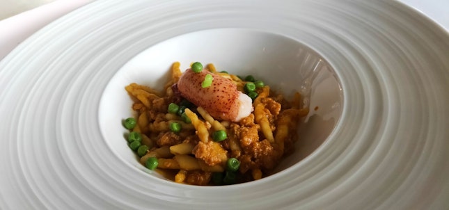 Riccioli Pasta With Lobster Bolognese, Sweet Peas & Smoked Paprika