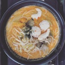 At the larger Green Dots I have discovered they do a mean fully vegetarian laksa with mock meat prawns and fish balls!
