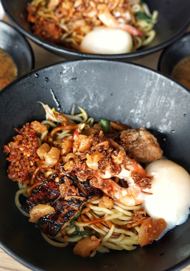 Prawnaholic, is not a traditional prawn noodle. Located at Pasir Ris central hawker centre.