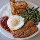 Chong Pang Nasi Lemak, is not my fav nasi lemak. But it’s near to my house 😂