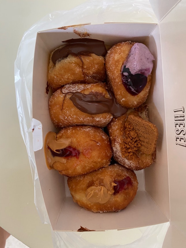 Assorted doughnuts 6 for $16.9