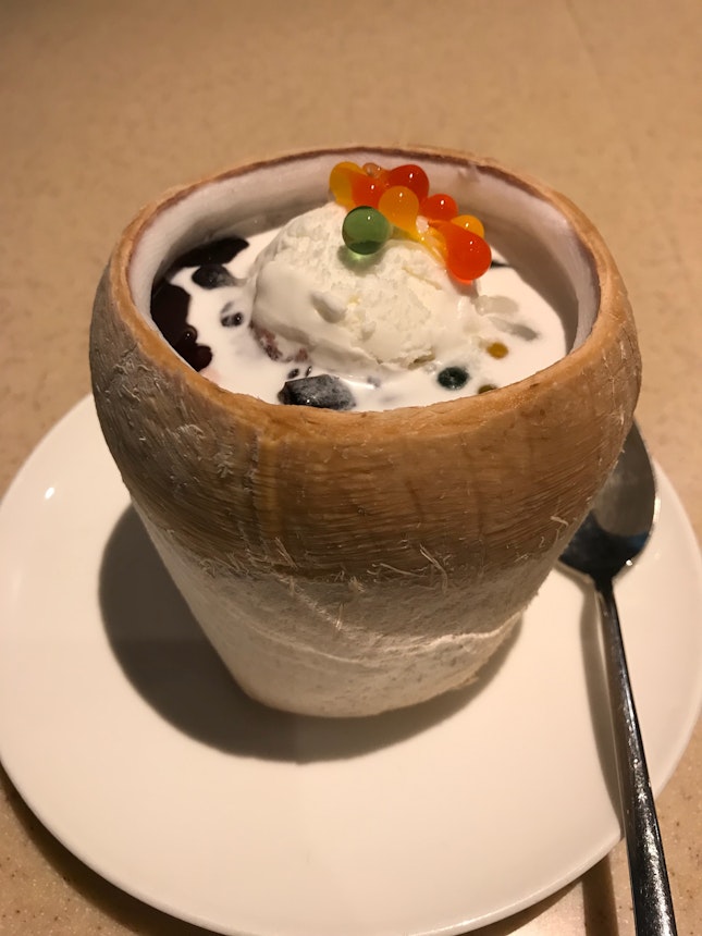 Chilled Black Glutinous Rice With Ice Cream