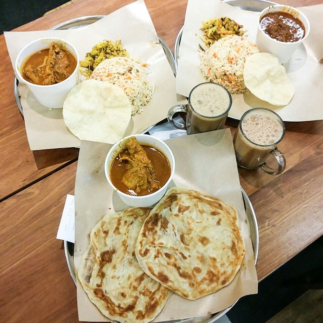 Curry Chicken Prata / Briyani