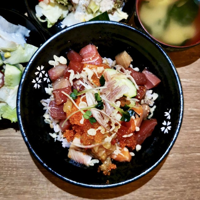 Sashimi Rice Bowl