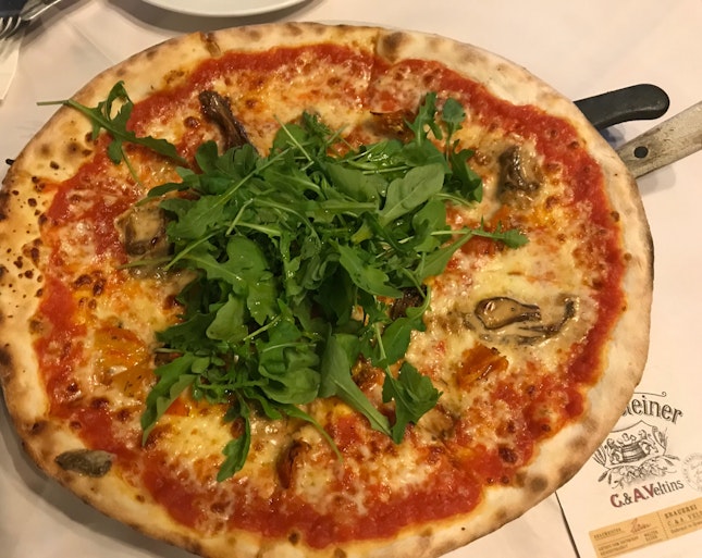 Pizza Della Maestra