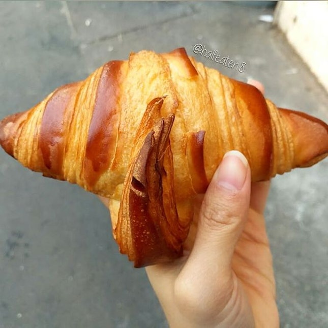 📍 [Paris] Croissant from Maison d'Isabelle!