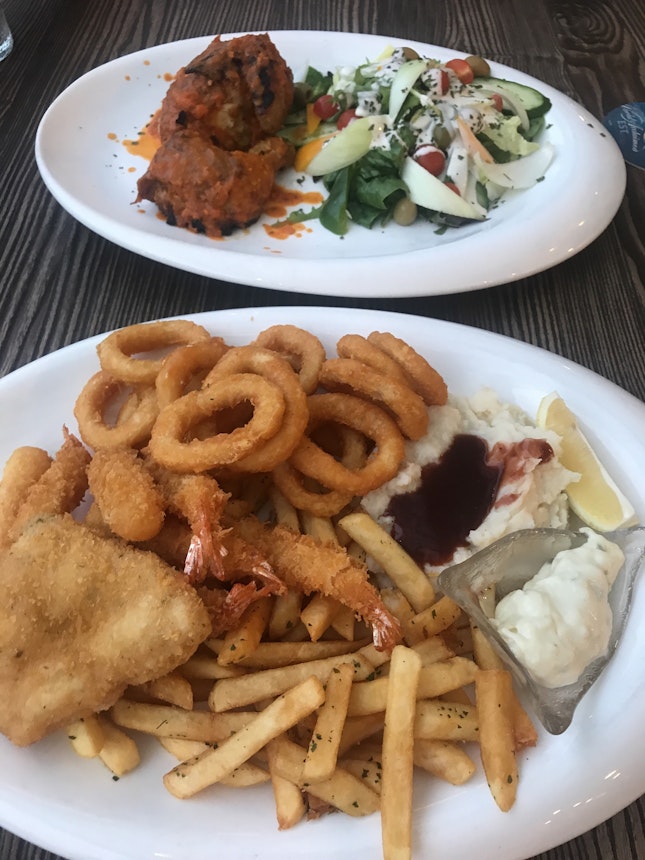 Seafood Platter And Peri Peri Chicken