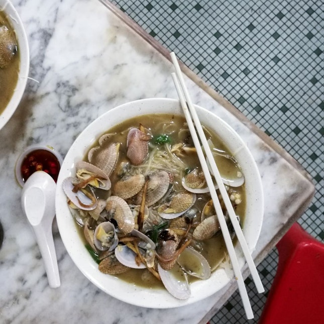 Superior Clam Soup With Rice Vermicelli