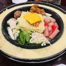 Yoogane’s army stew buffet for students!