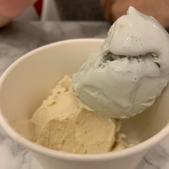 D24 And Bluepea Lemongrass Ice Cream