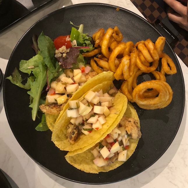 [Main Dish] Crispy Fish Fillet Tacos ($23)