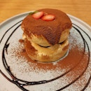 Tiramisu Soufflé Pancake