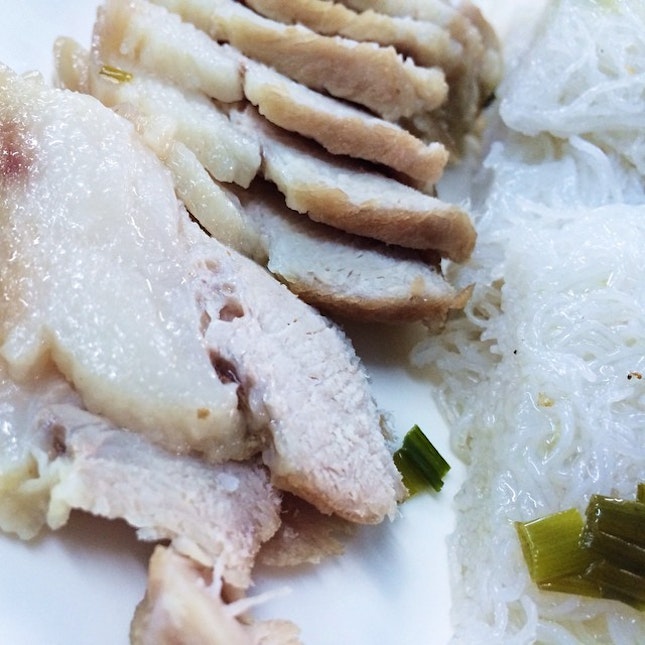 บั้นหอยย #vietnam #vietnamese #vietnamesefood #vietnamesecuisine #vn #starvingtime #journeynjournal #aroidee #aroihere #bkasia #bkkmenu #itan #bangkok #foodporn #instafood #yum #noms #ดึกแล้วจะทำร้ายใครก็ได้ #ดึกแล้วจะโพสต์อะไรก็ได้ #mylifeisnogood