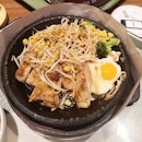 | Pepper Lunch ペッパーランチPepper Lunch is a very popular restaurant chain from Japan that specializes in serving up food that sizzles in piping hot metal plates.