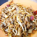 🇸🇬 Tiong Bahru Fried Kway Teow, Tiong Bahru Market.
