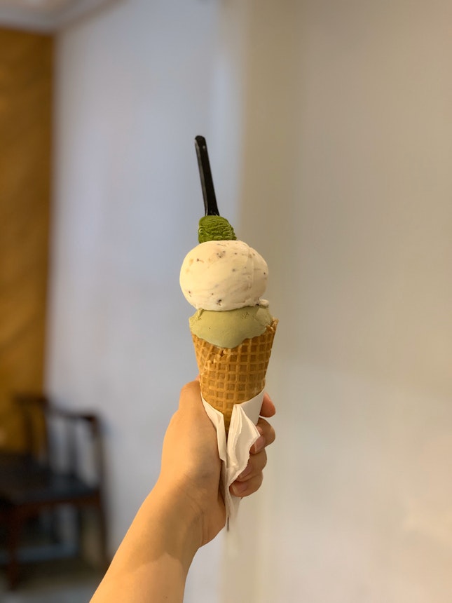 Flavors: Apiary (top), Pistachio (bottom), Matcha (lil One On Top!)