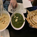 Naan With Palak Paneer And Chicken Korma