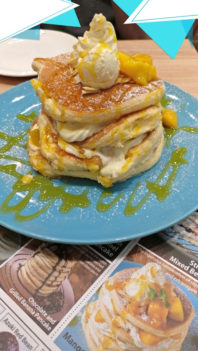 Mango Pancakes 