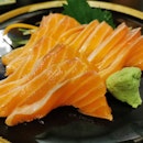Sake Salmon Sashimi (1 for 1) 