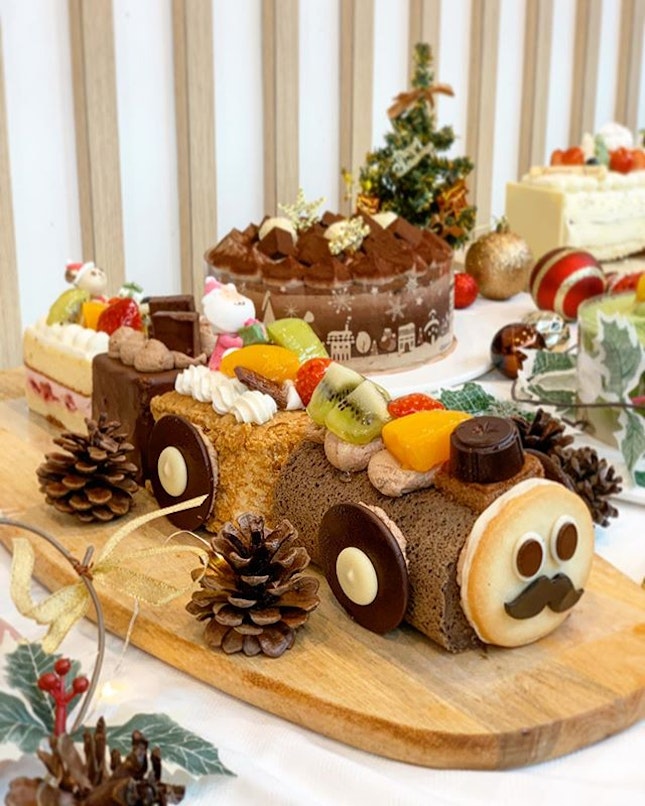 Châteraisé must surely take the cake this year as they are offering a whopping 24 different Christmas cakes this Christmas, all imported directly from Japan.
